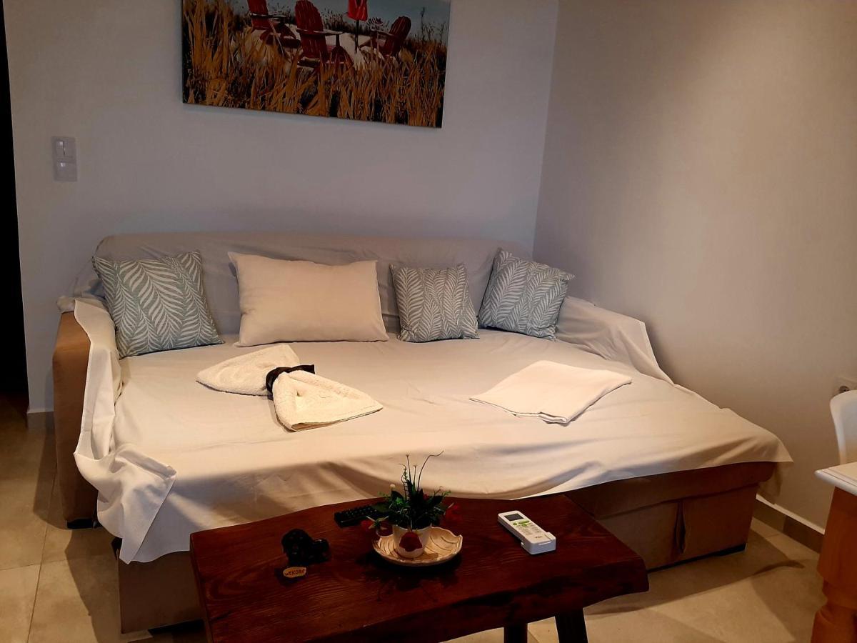 Blue View Villa Apartment #3 With Jacuzzi Parasporos Exterior photo